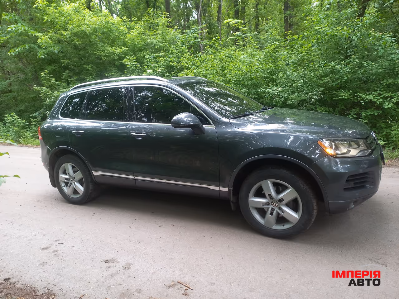 Volkswagen Touareg - фото 5