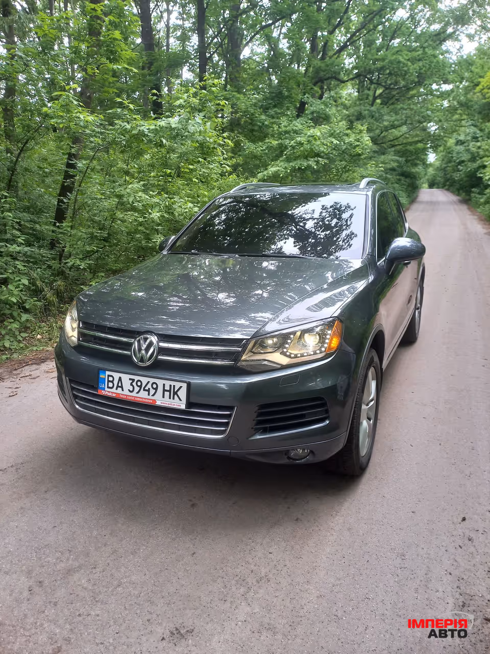 Volkswagen Touareg - фото 1