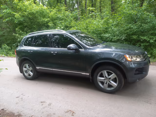 Volkswagen Touareg - фото 5