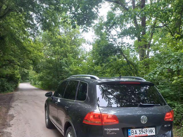 Volkswagen Touareg - фото 4