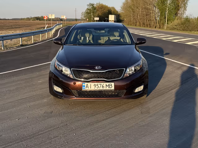 Kia Optima - фото 1