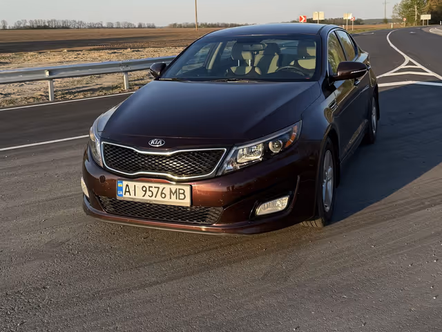 Kia Optima - фото 3