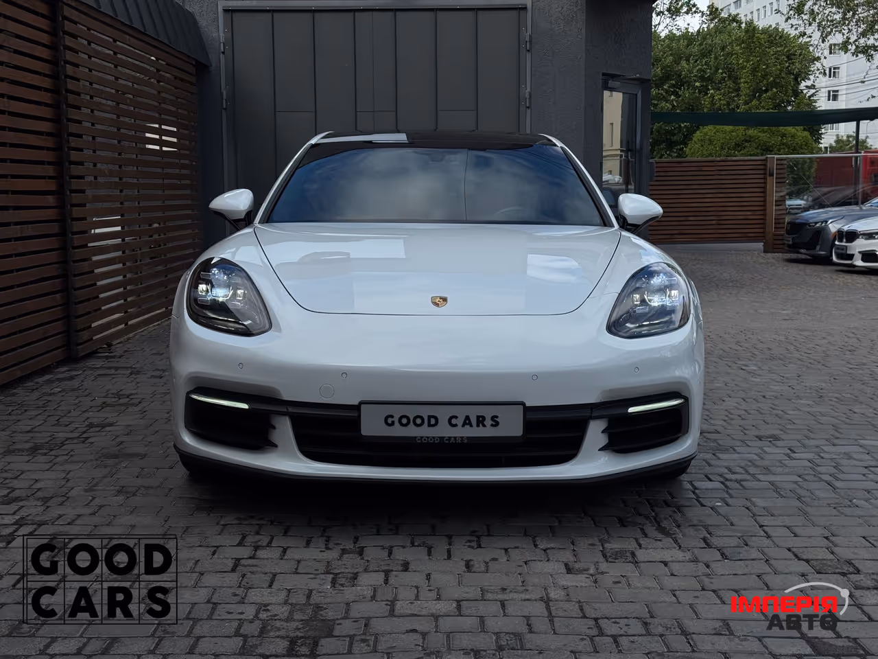 Porsche Panamera - фото 2