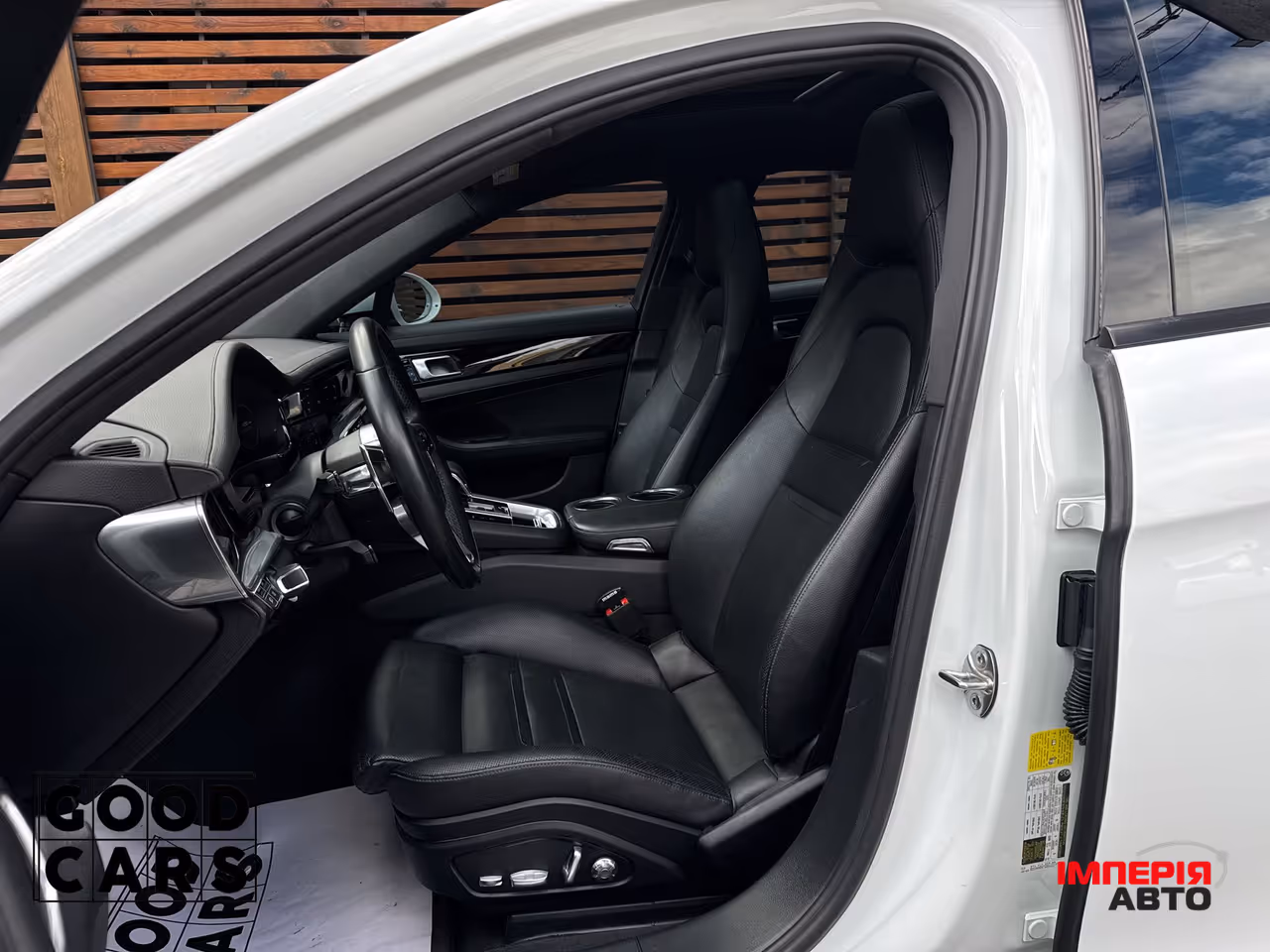 Porsche Panamera - фото 27