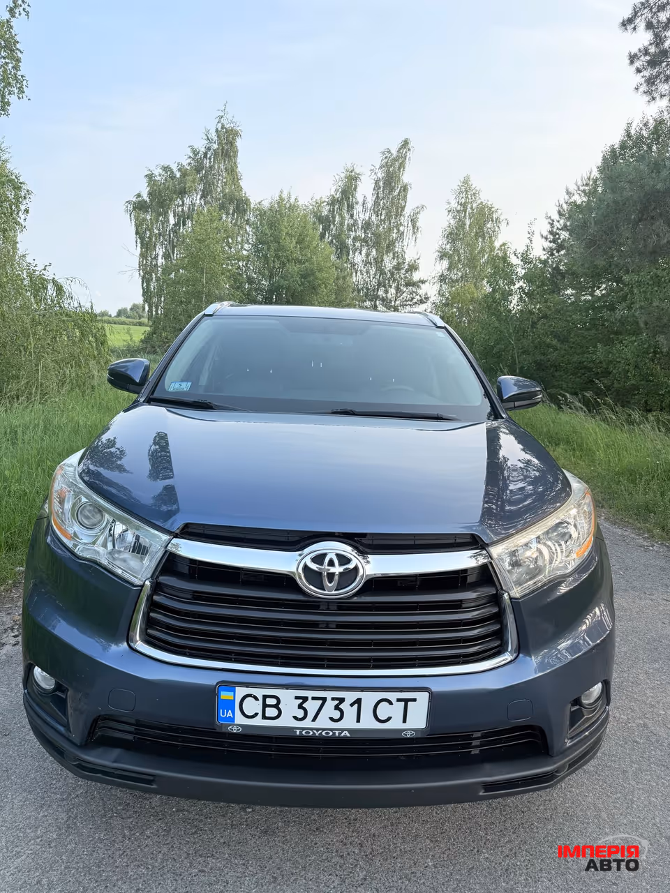 Toyota Highlander - фото 1