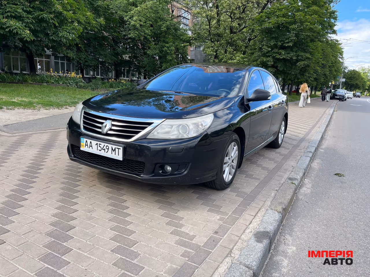 Renault Latitude - фото 1