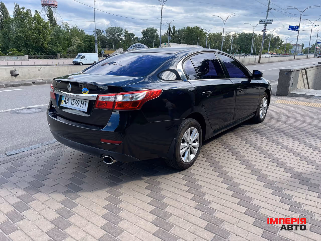 Renault Latitude - фото 5