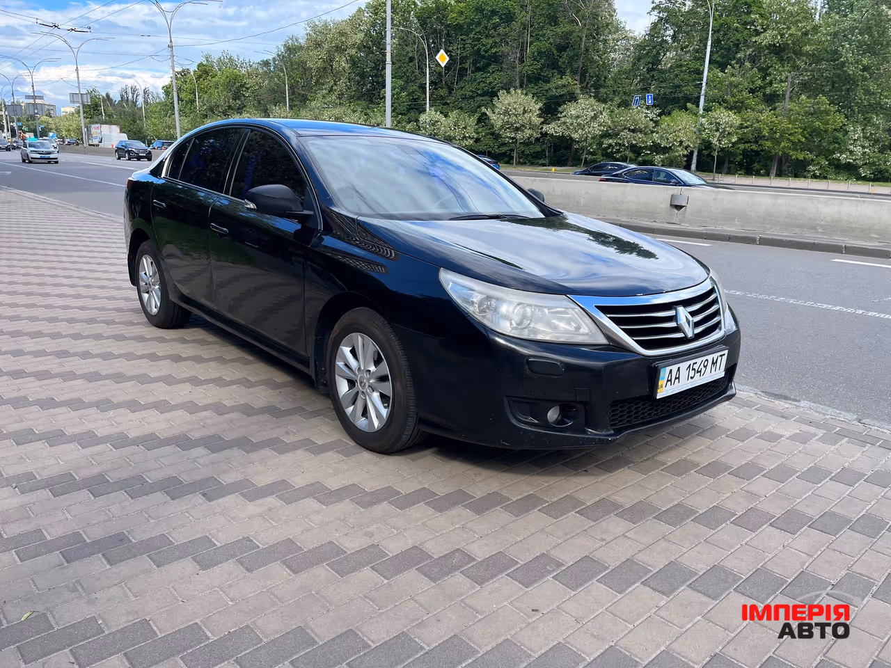 Renault Latitude - фото 3