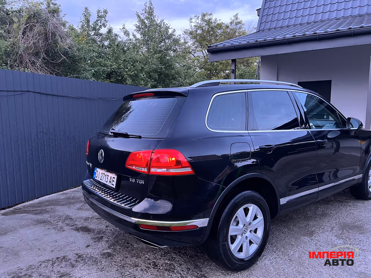 Volkswagen Touareg - фото 7