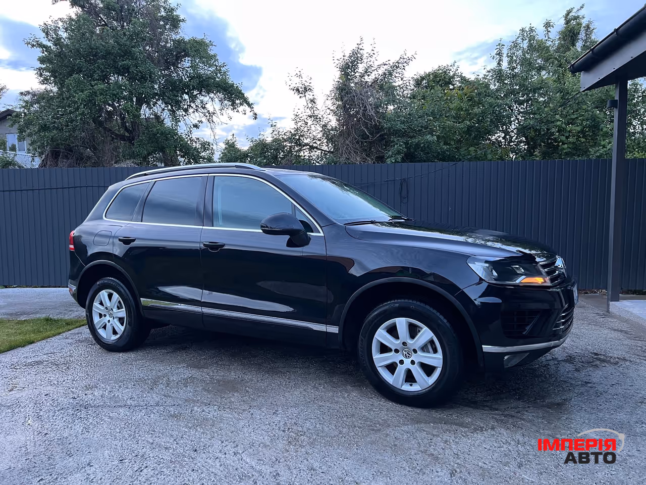 Volkswagen Touareg - фото 9