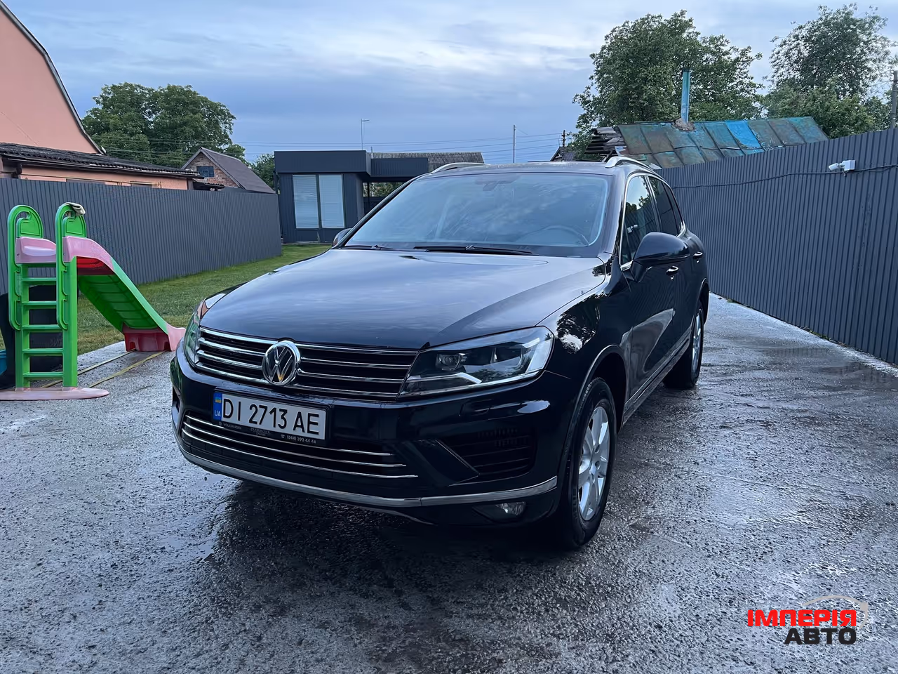 Volkswagen Touareg - фото 2