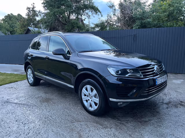 Volkswagen Touareg - фото 3
