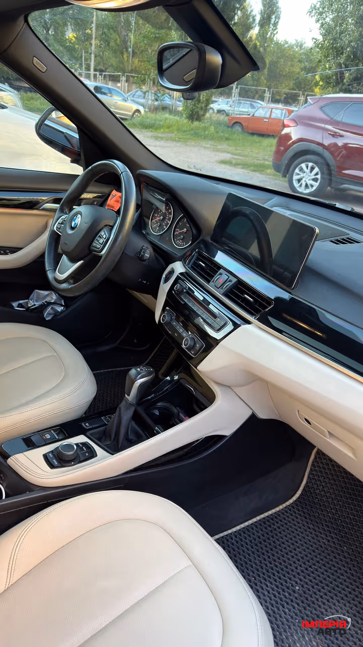 BMW X1 - фото 3