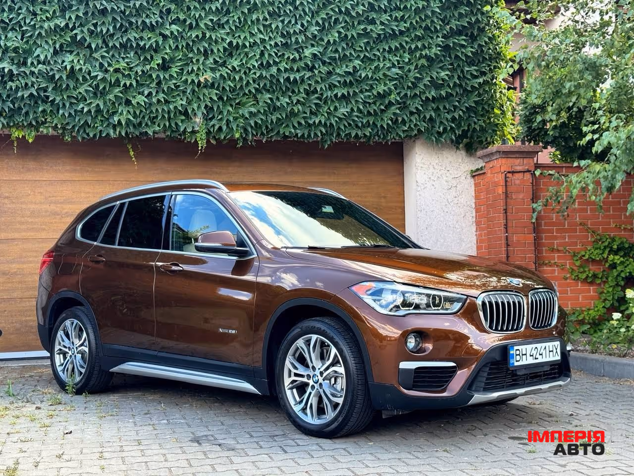 BMW X1 - фото 2