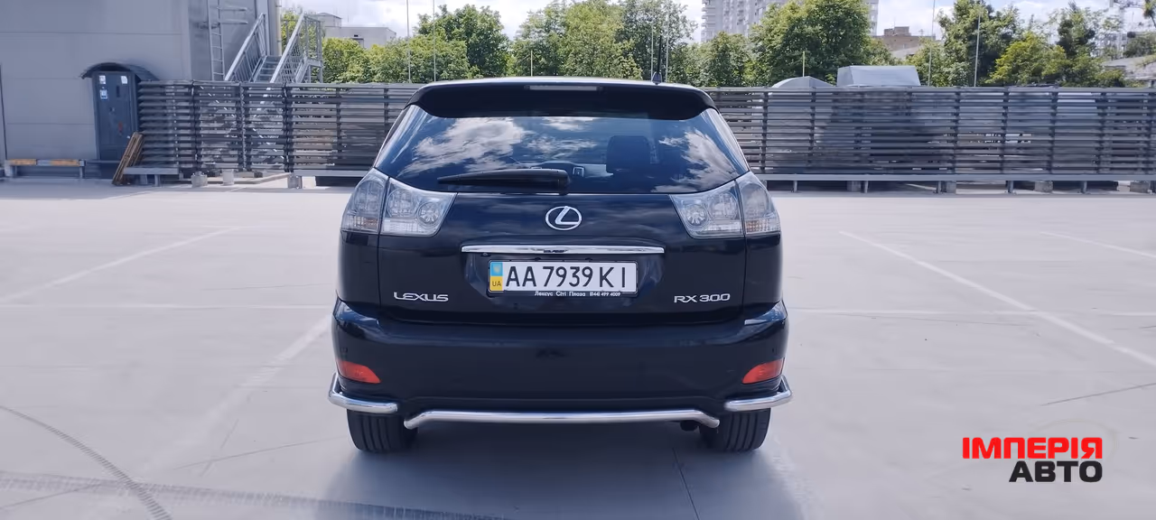 Lexus RX - фото 5