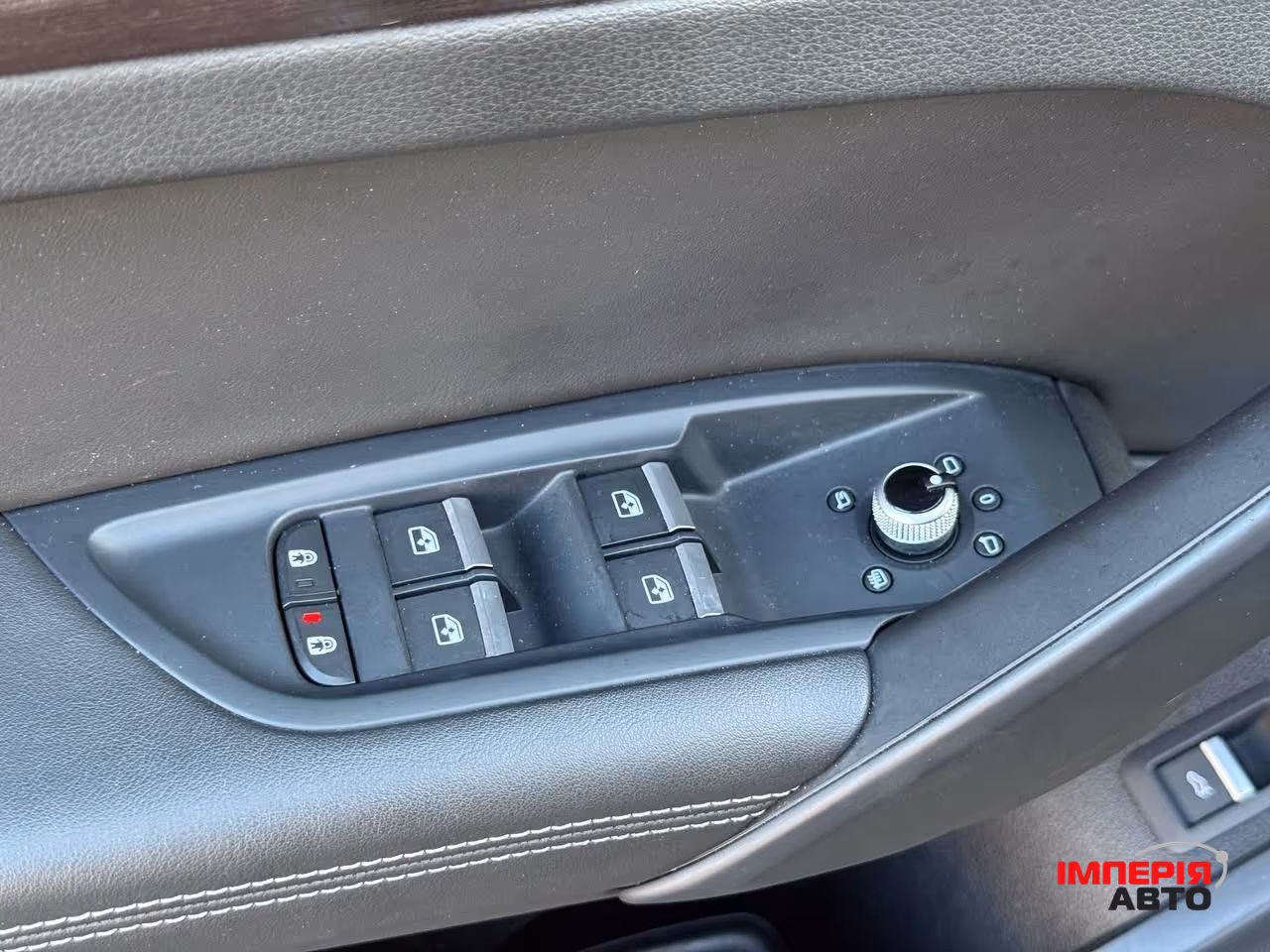 Audi Q5 - фото 34
