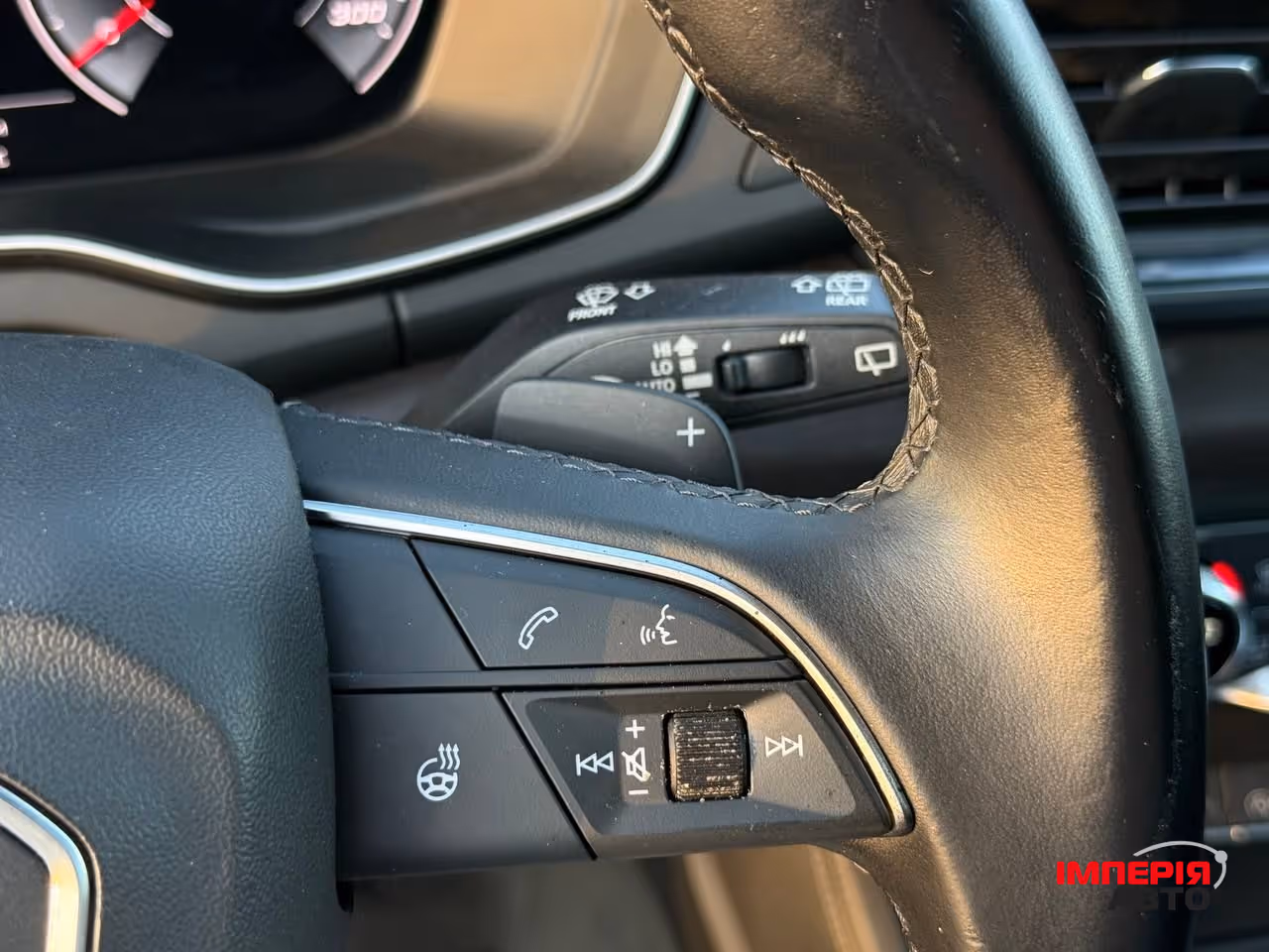 Audi Q5 - фото 26