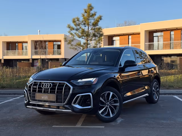 Audi Q5 - фото 1