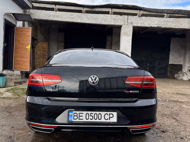 Volkswagen Passat - фото 4