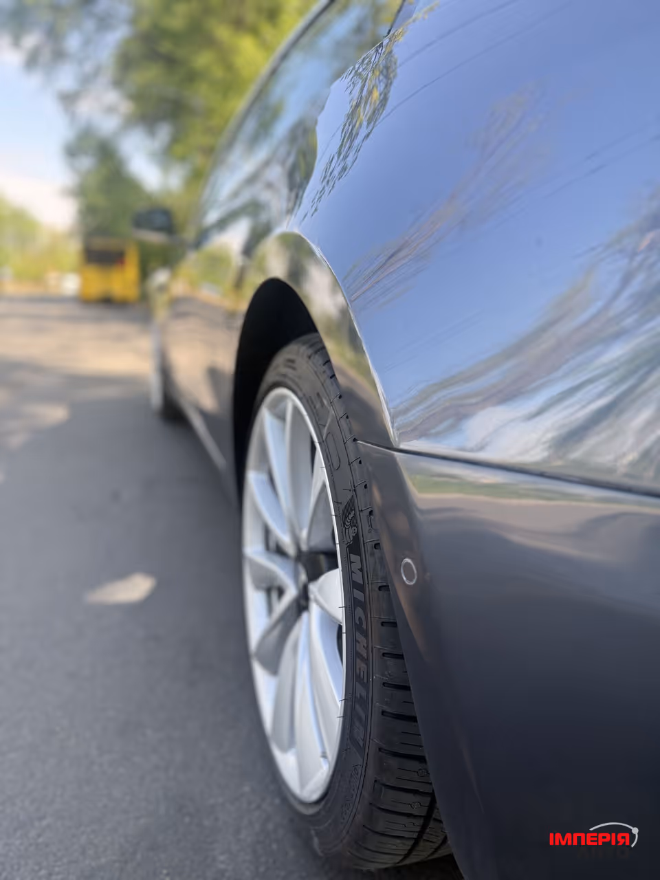 Tesla Model 3 - фото 7