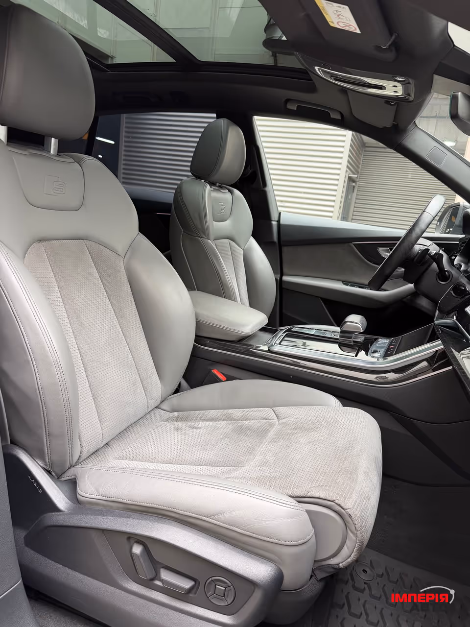 Audi Q8 - фото 9