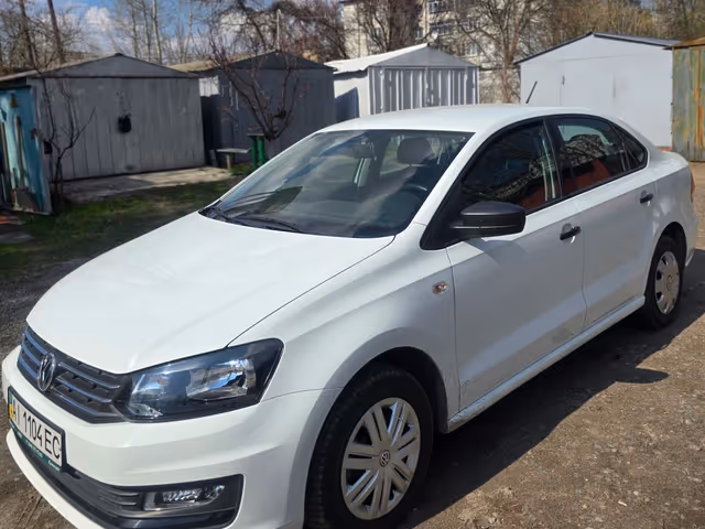 Volkswagen Polo - фото 2