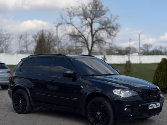 BMW X5 - фото 5