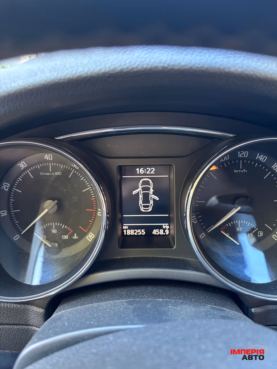 Skoda Superb - фото 8