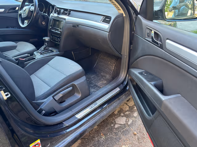 Skoda Superb - фото 5