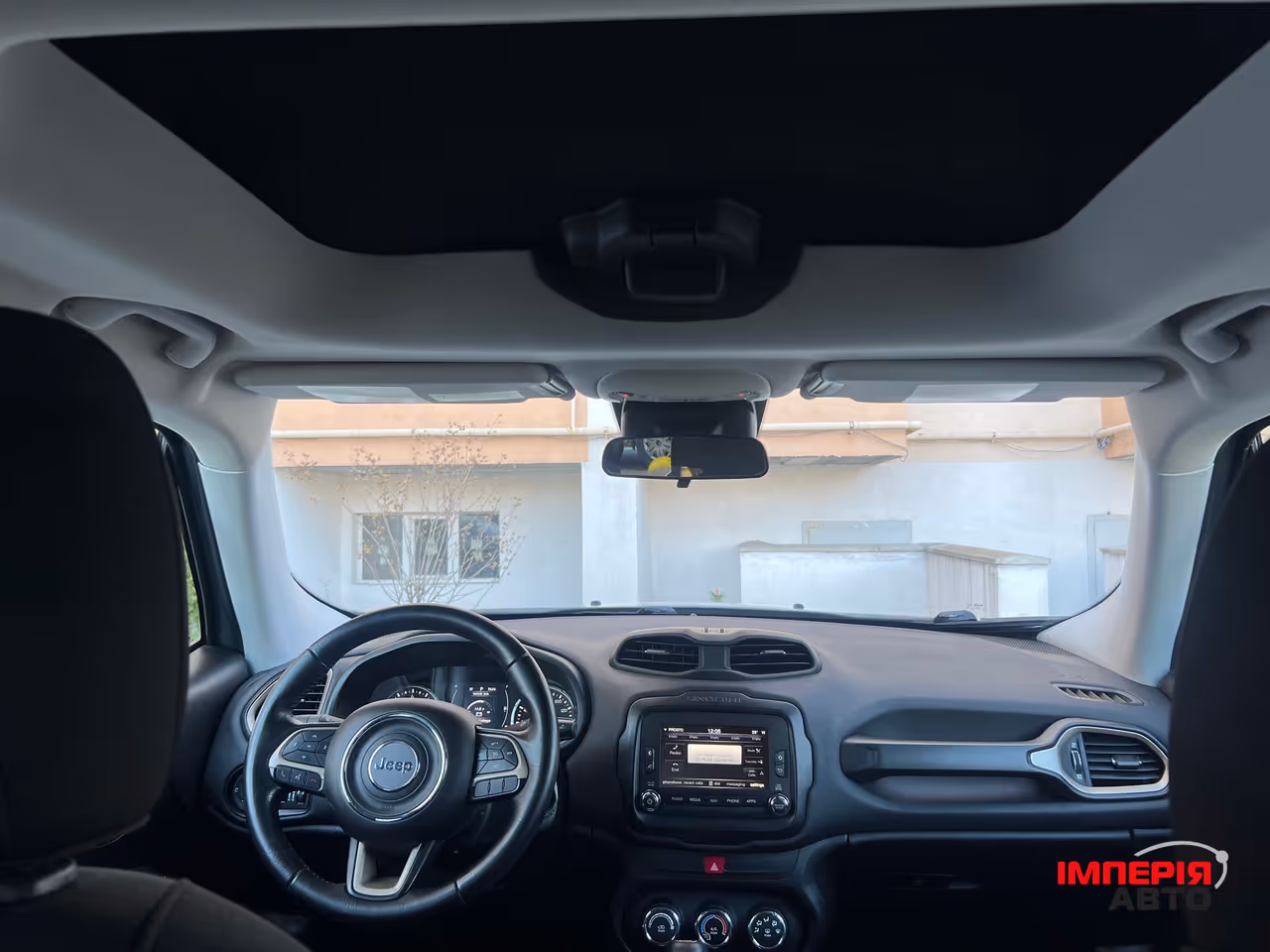 Jeep Renegade - фото 25