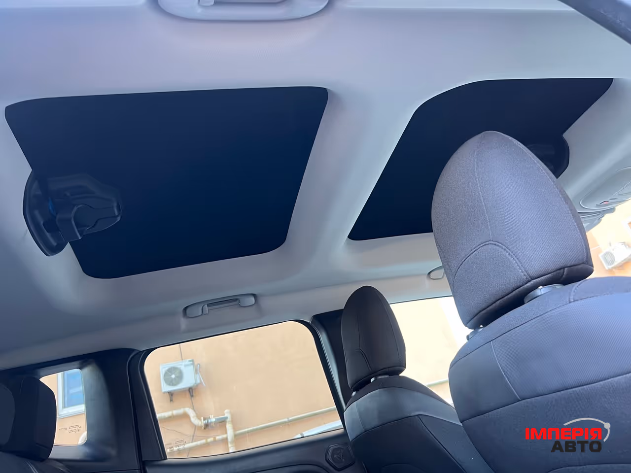 Jeep Renegade - фото 23