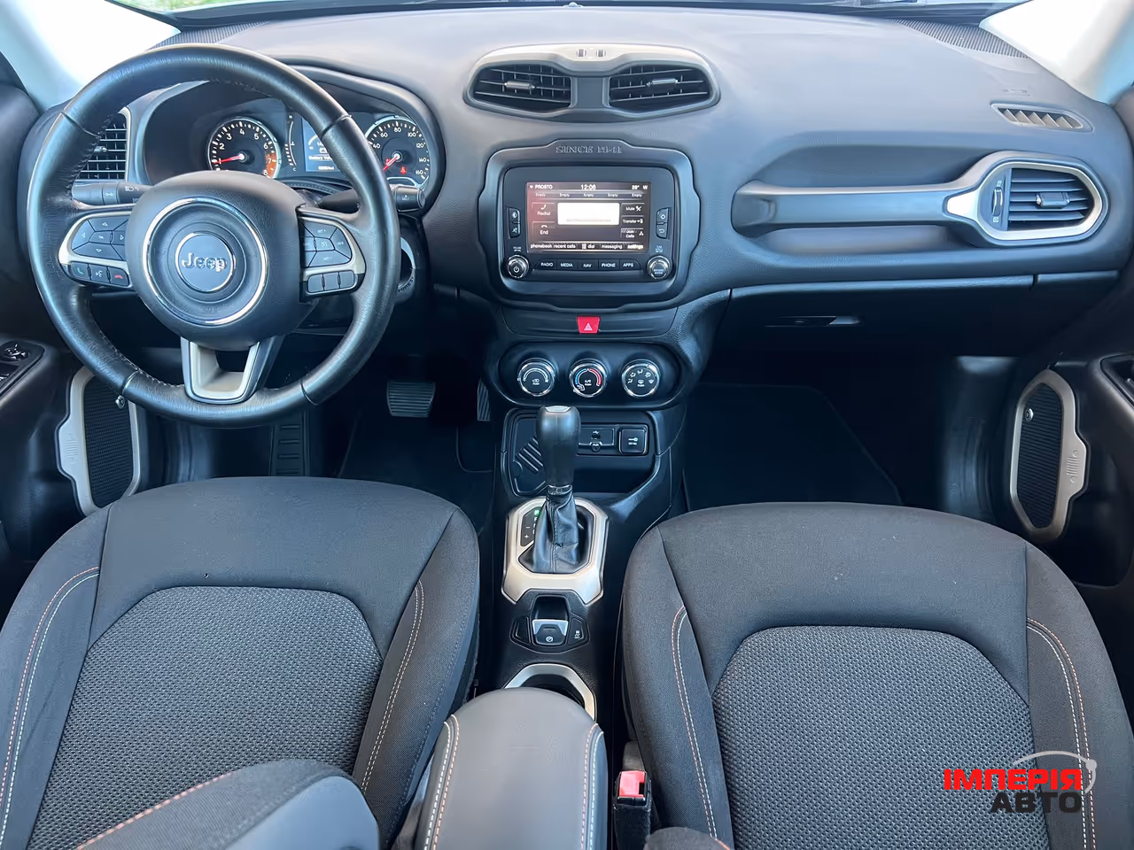 Jeep Renegade - фото 24