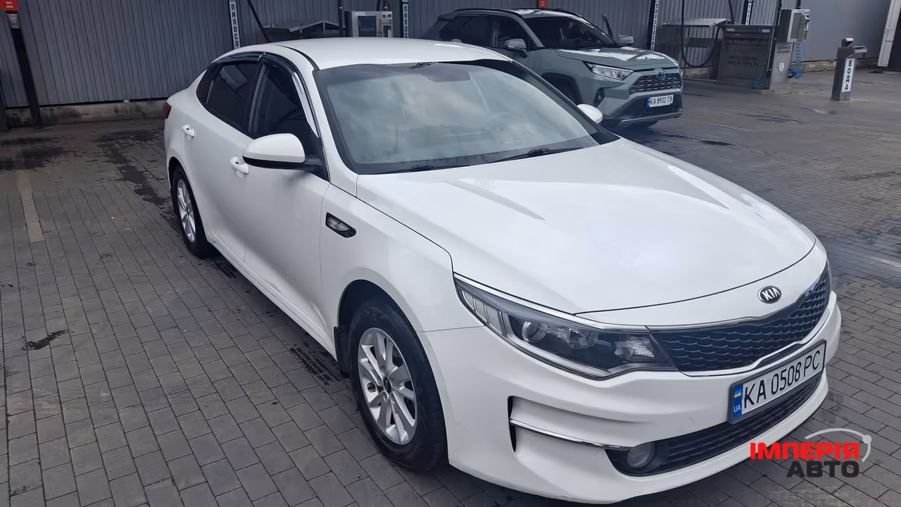 Kia K5 - фото 3