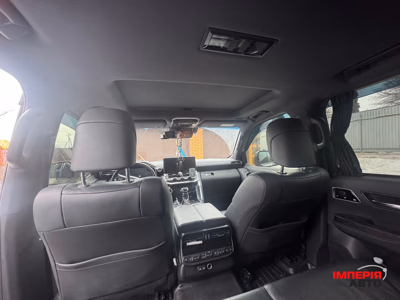 Toyota Land Cruiser - фото 9