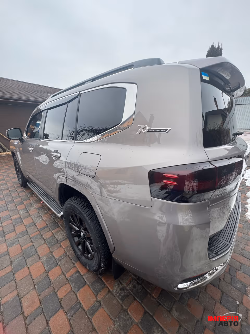 Toyota Land Cruiser - фото 2