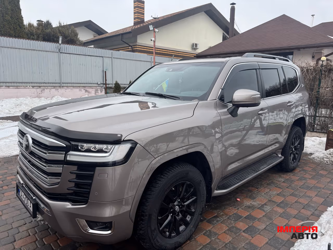Toyota Land Cruiser - фото 1
