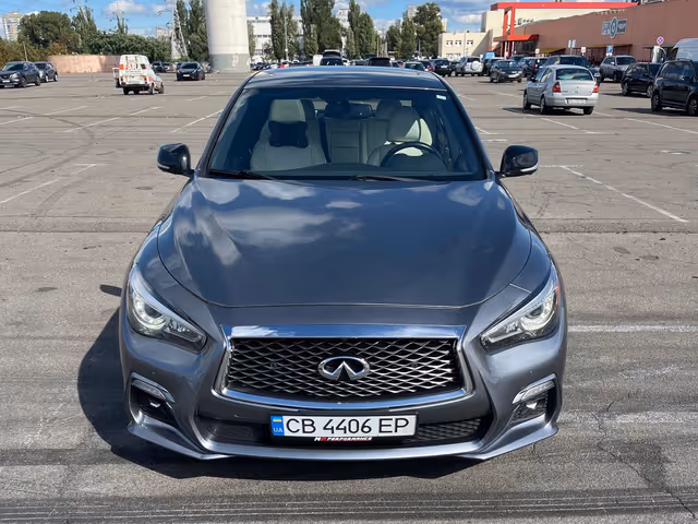 Infiniti Q50 - фото 1