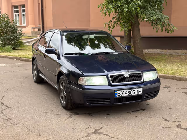 Skoda Octavia - фото 1