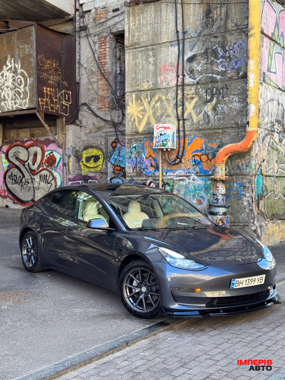 Tesla Model 3 - фото 13
