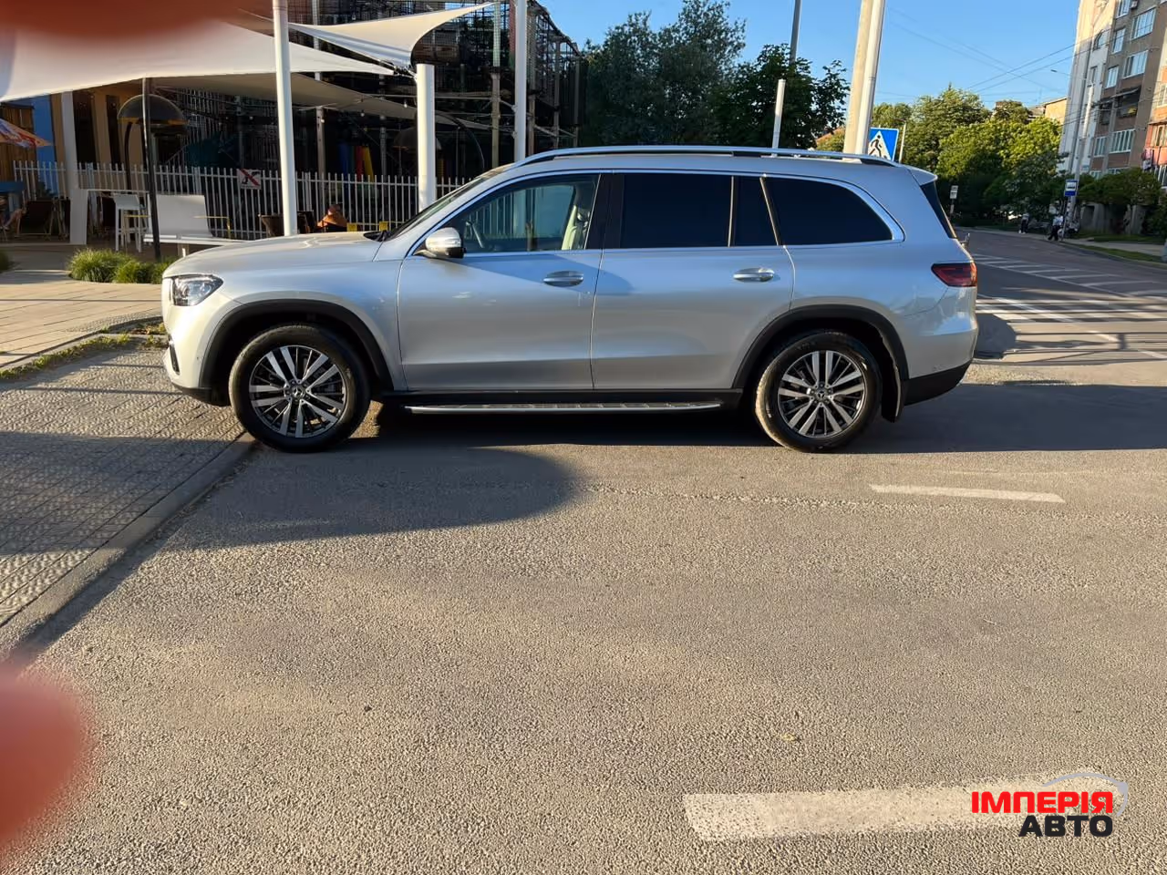 Mercedes-Benz GLS - фото 4