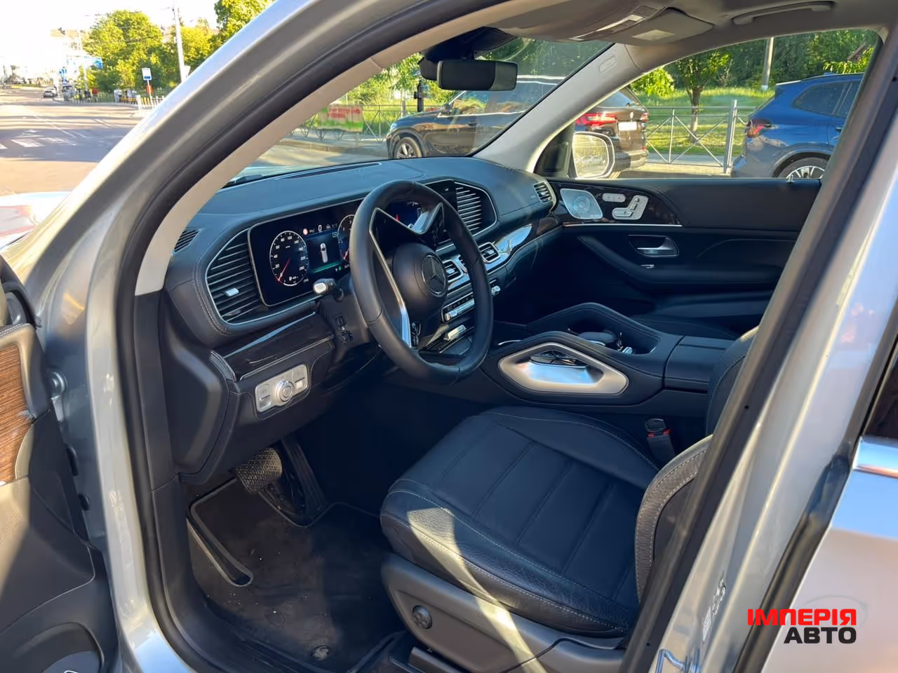 Mercedes-Benz GLS - фото 5