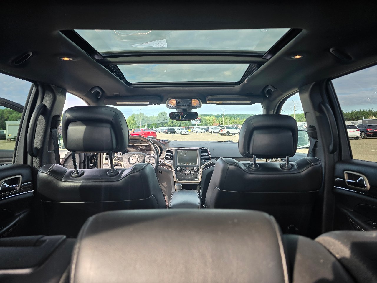 Jeep Grand Cherokee - фото 12