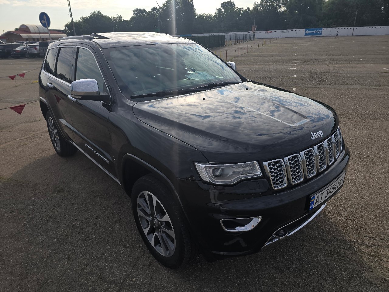 Jeep Grand Cherokee - фото 14