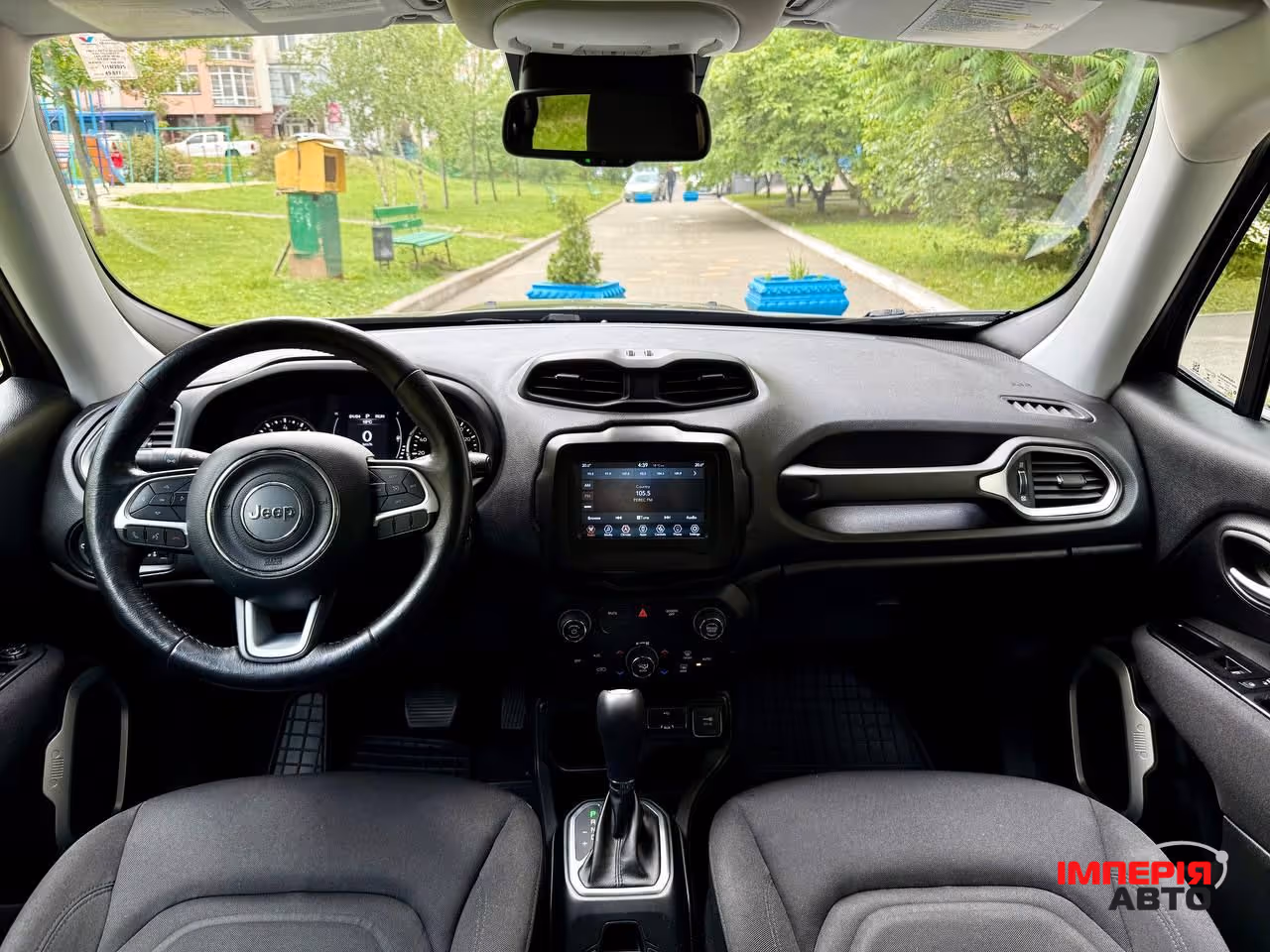 Jeep Renegade - фото 17