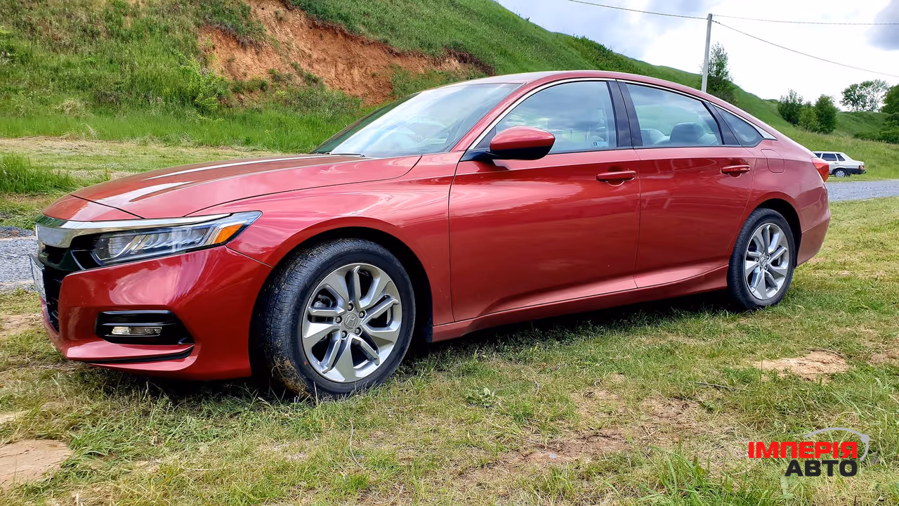 Honda Accord - фото 1