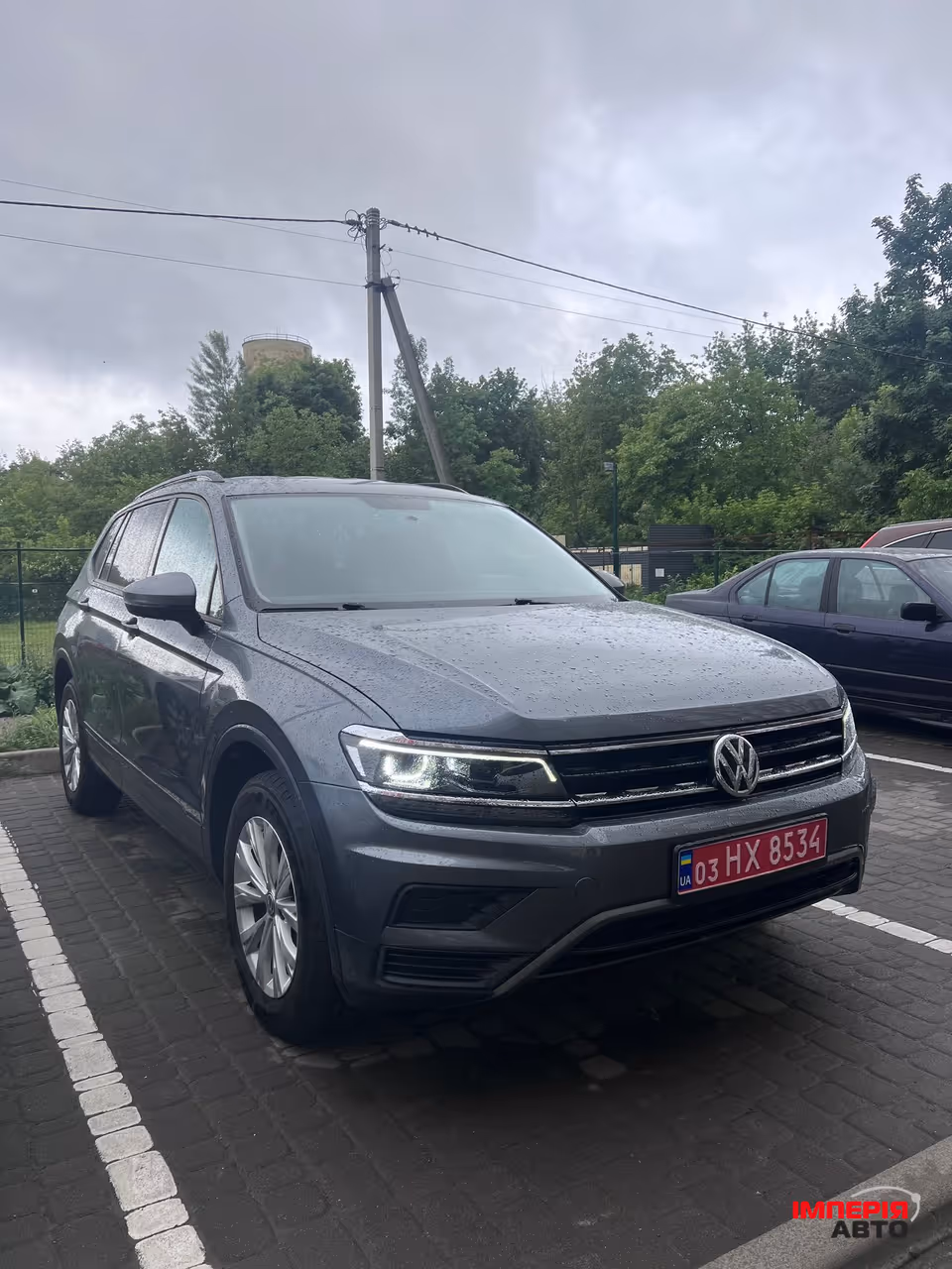Volkswagen Tiguan - фото 1