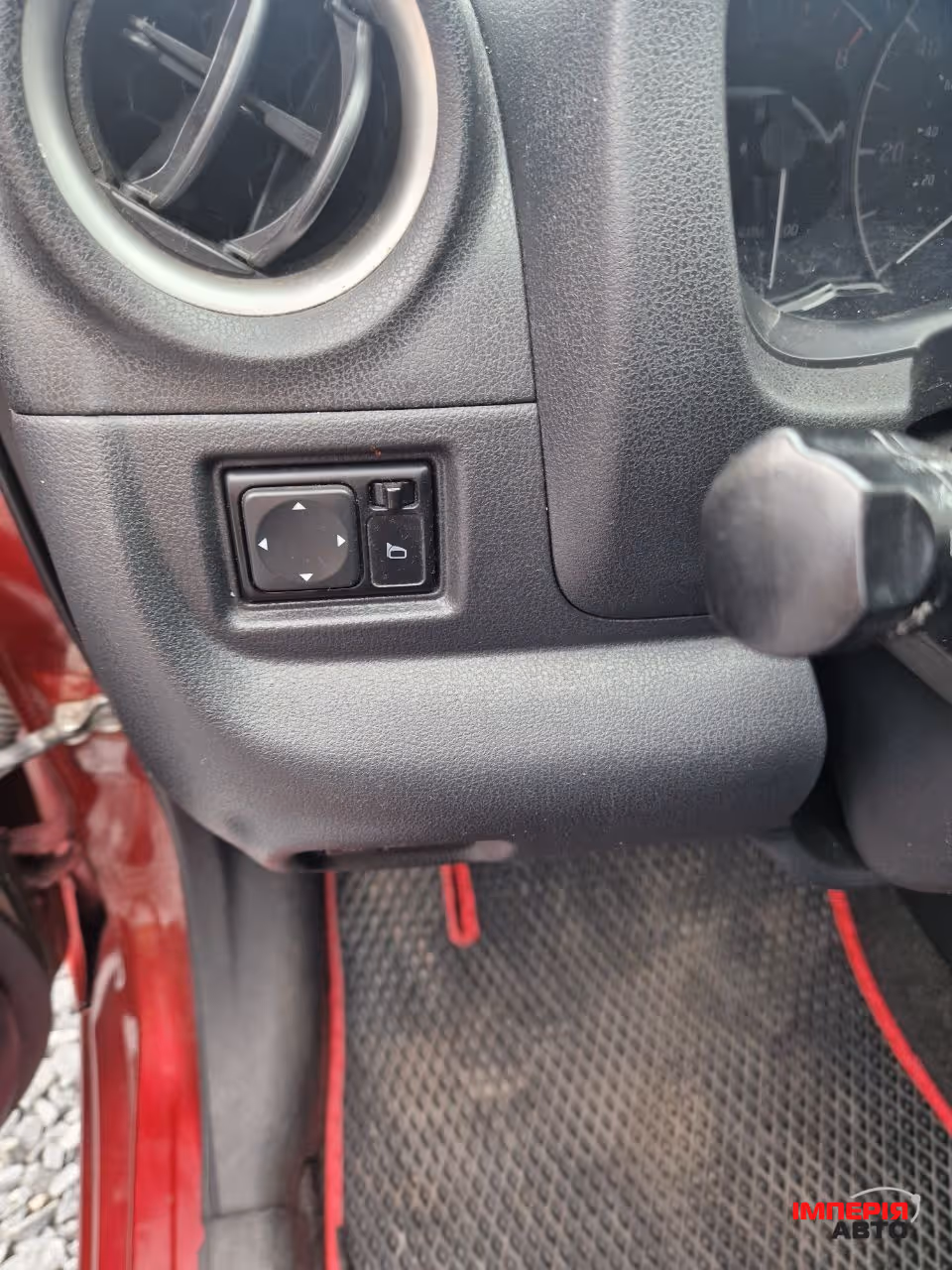 Nissan Versa Note - фото 20