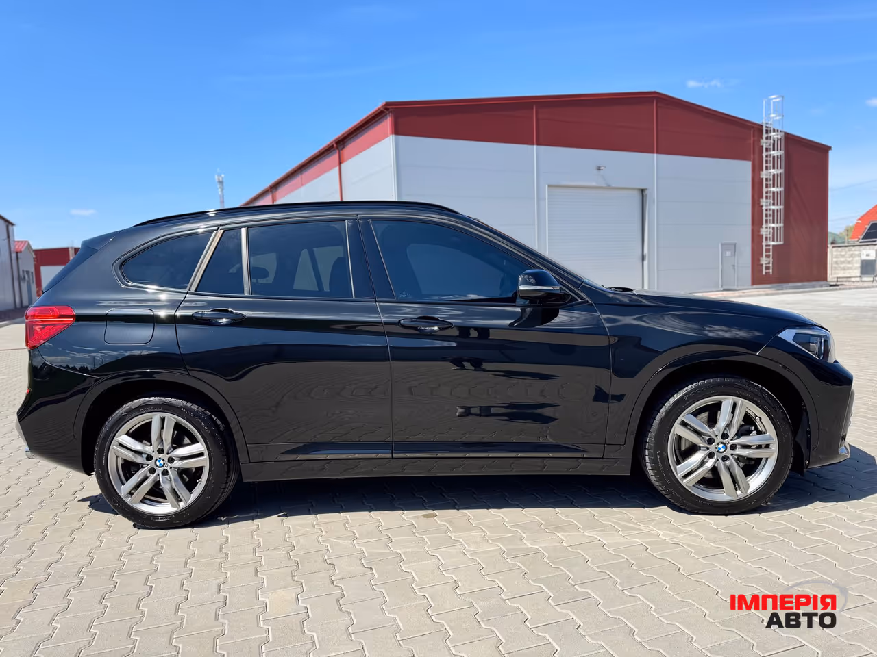 BMW X1 - фото 10