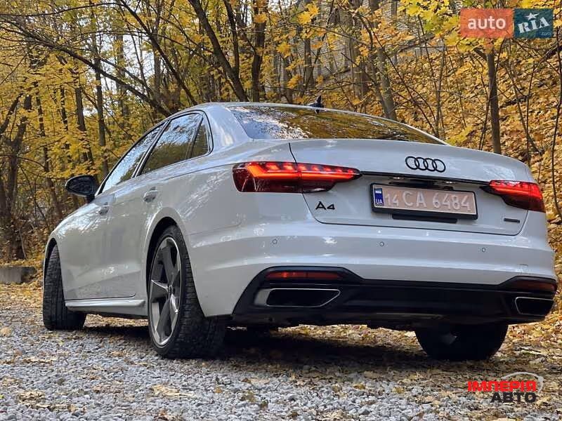 Audi A4 - фото 15