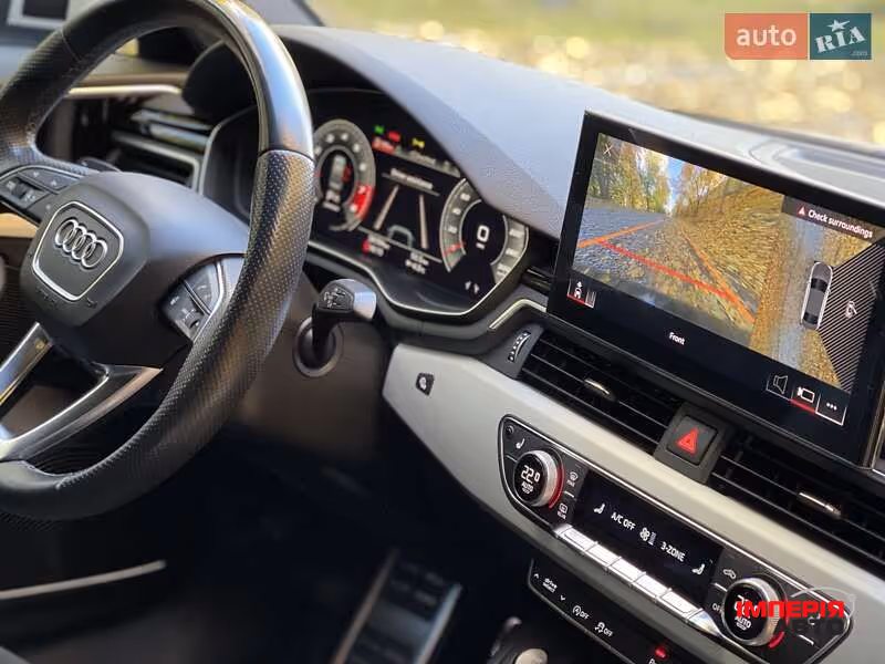 Audi A4 - фото 21